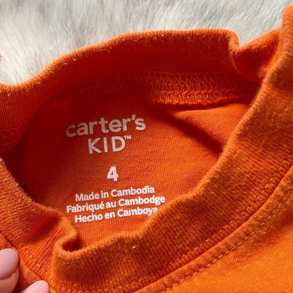 Carter’s set  of 2 shirts - Picture 9 of 9